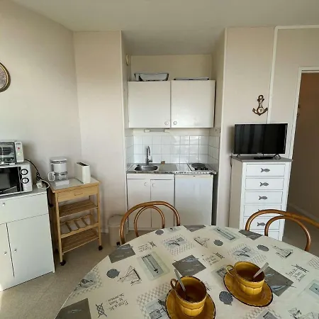 2 Pers, Balcon, Parking, A 200m - Fr-1-224c-442 Apartamento *