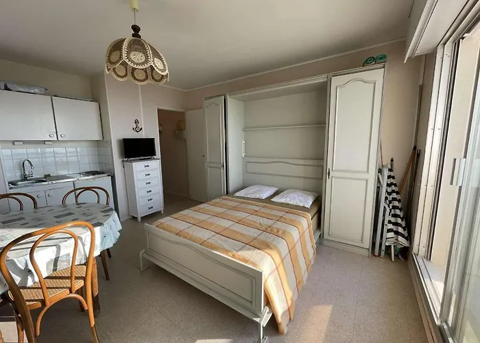 2 Pers, Balcon, Parking, à 200m - Fr-1-224c-442 Saint-Jean-de-Monts