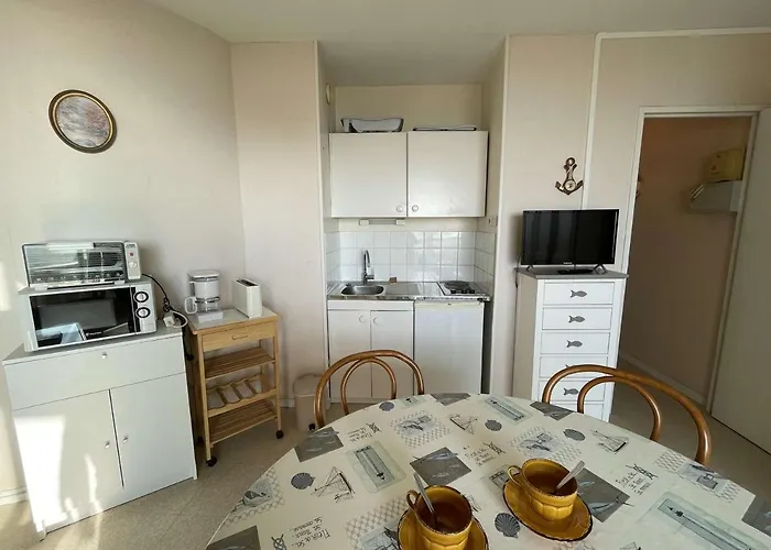 2 Pers, Balcon, Parking, à 200m - Fr-1-224c-442 Appartamento *